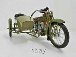 1917 Harley-Davidson motorcycle 3 speed V-twin 16 scale model w sidecar boxes