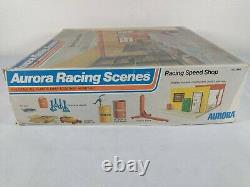 1973 Aurora Racing Scenes Racing Speed Shop 116 Model Kit # 848 Open Box