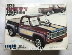 1978 Chevrolet Stepside Pickup Model Kit Nos New In Box Dealer Only 1/25