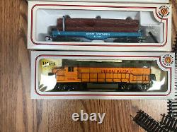 1980's Bachmann Ho Scale Train Set MULTIPLE TRAINS/CARS/RAILS/POWERPACK (TESTED)