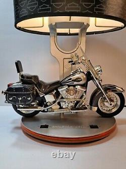 2004 Harley Davidson Heritage Softail Table Lamp Night Light with Sound in box