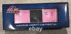ATLAS 3007419-1 50' Gunderson High Cube Boxcar TTX(on Track For A Cure) 2 Rail