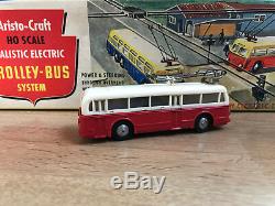Aristocraft Eheim Trolley Bus System Starter Set In Red. Complete/working/boxed