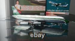 Blue Box BBOXCX880 Cathay Pacific Airways CV-880 VR-HFS Diecast 1/200 Jet Model