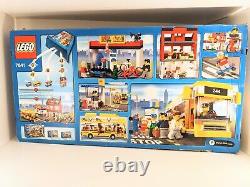 Brand New Sealed Box! LEGO 7641 City Corner Pizza Bike Shop Bus Stop Retired