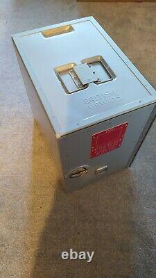 British Airway Galley Box and sliding tray insulated hot/cold Boeing 747 BA