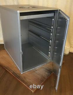 British Airways large INSULATED Galley Box. Cool/Hot Box. Boeing 747. First Class