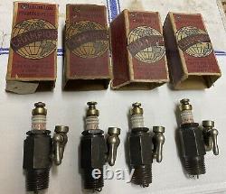 Champion Antique NOS Never Used Priming Spark Plugs With Original Boxes 1/2 NPT