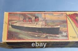Cunard White Star Line Rms Queen Mary C-1936 Tin Clockwork Boxed Model Ship