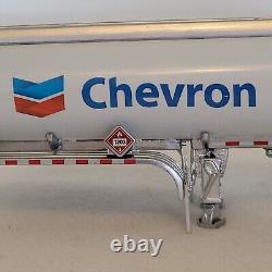 DCP Peterbilt Day Cab with Chevron Fuel Tanker 164 (no box looks like 32317)