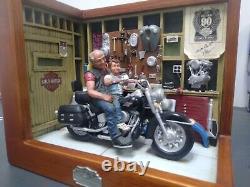 Harley-Davidson Collectable 95th Anniversary Inherit the Road Shadow Box