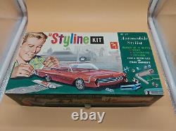 In Box AMT 1962 3 In1 Hardtop Customizing Kit 1/25 Valiant Hardtop Styline Kit