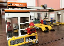 LEGO CITY Garage 7642 Incomplete- See Description