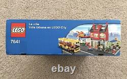 LEGO City Corner 7641 Sealed NIB Retired