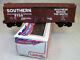 LIONEL CRAZY RARE 9700 BROWN (usually red!) SOUTHERN BOX CAR MINT ORIGINAL BOX