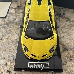 MR Collections Yellow Aventador SVJ 118 Made in Italy With Box