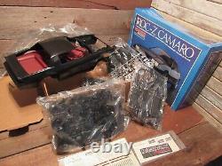 Monogram IROC-Z CAMARO 1/8 Scale Plastic Model Kit 85-2610 New Open Box