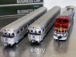N Scale Kato ATSF Santa Fe Business Train! Cars Santa Fe, Topeka and C44-9W 650