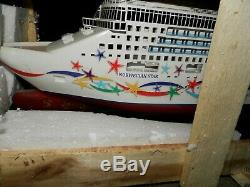 Norwegian Star OCEAN LINER SHIP MODEL 40 ORIGINAL BOX- FREE SHIPPING