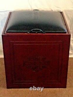OFFICIAL HARLEY DAVIDSON STORAGE CUBE Leatherette Cushion Wood Box Ottoman RARE