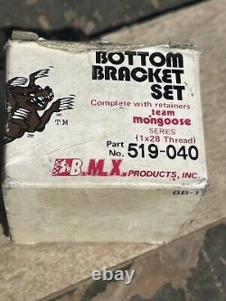 Old school bmx Mongoose 28 Tpi Nos Bottom Bracket Supergoose Pro Class Boxed