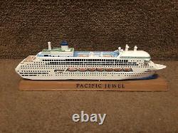 P&O Australia Cruises PACIFIC JEWEL Cruise Ship Model New & Boxed Large 26cms