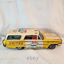RARE Boxed 14 Japan Tin United Airlines Airport Service 1961 Ford Station Wagon