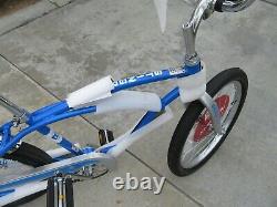 Schwinn Sting Ray / StingRay Bike Bicycle 2020 = New in Box Blue