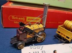 Triang Hornby R346 Stephenson's Rocket Train, Coach With Smoke V. N Mint Boxed