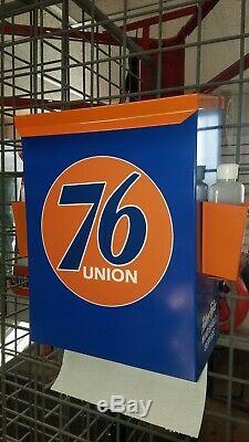 Union 76 Gas Oil Station Towel Box Dispenser New