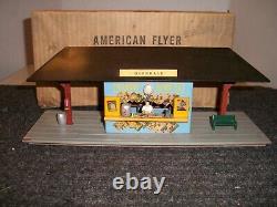 VINTAGE AMERICAN FLYER MINI-CRAFT GLENDALE STATION AND NEWS STAND NO. 272 With BOX