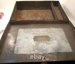 VINTAGE CENTRAL OF GEORGIA RAILROAD C of GA R. R. METAL TOOL BOX CHEST WithHANDLE