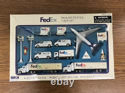 Vintage FedEx Transportation Fleet Die-Cast Collector's Set RT1032 New