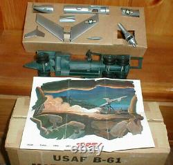 Vintage Topping USAF Martin B-61 Matador Missile Desk Model MIB Box & Pamphlet