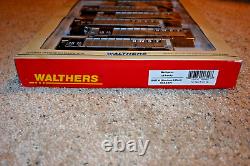 Walthers HO Bethgons 6-Pack BNSF #2 Aluminum & Black in Original Box 932-5327