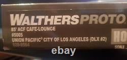 Walthers Proto Union Pacific (UP) ACF Cafe Lounge, City of L. A, Deluxe, 920-9564