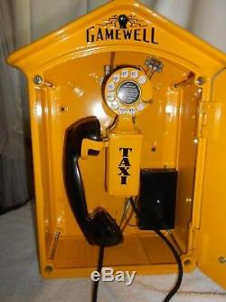 YELLOW CAB TAXI Call Box Telephone Phone Stand Station Car Driver Gamewell